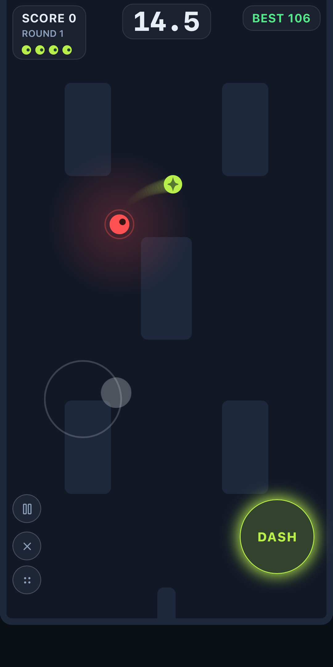 A Quad Chase round in progress: the teal evader trailing a comet of motion with a red chaser closing from behind, twenty-second timer at the top.